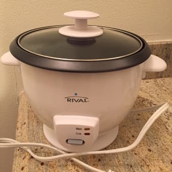 Kitchen - rice cooker, large pan, electric kettle 1