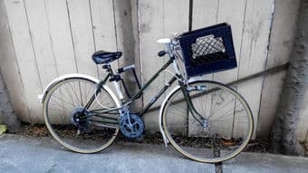 Women's Bicycle: Gorgeous Vintage Raleigh 1