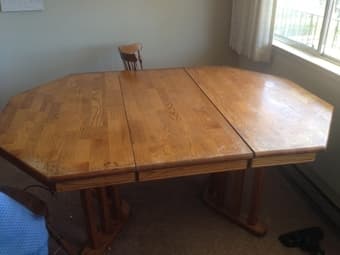 Wooden extendable table with a removable center leaf - $50 2