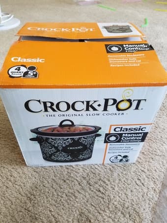 slow cooker - $5 1