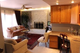Master suite in 3-bedroom house 2