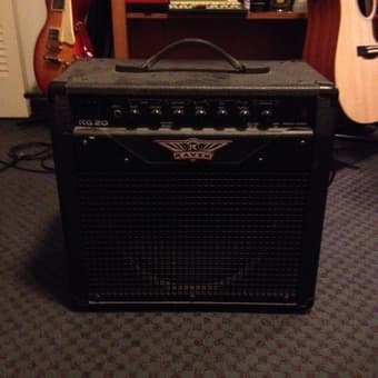 electric guitar + amp + accessories 2
