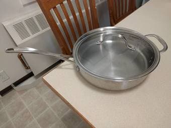 Calphalon Tri-ply 3qt saute pan 60$ 1
