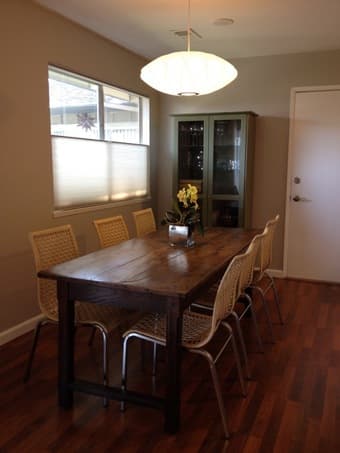 AVAILABLE TO SHARE: Artfully furnished 2 bedroom, 2 bath apartment in 3