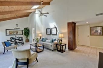 Large Master Bedroom with private bathroom, June - Aug 31 (Palo Alto) 2