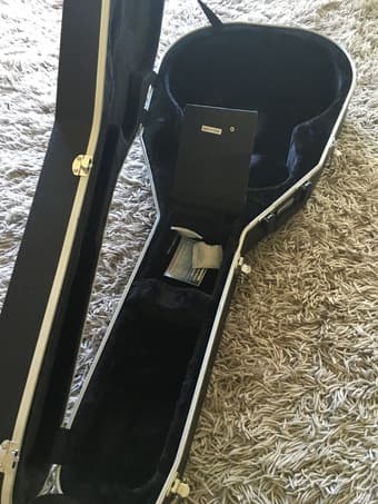 Gator Molded Guitar Case (GC-JUMBO) - $99 OBO 2