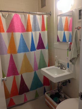 EV 1 bedroom midrise apartment sublet on July 5 - July 31 2