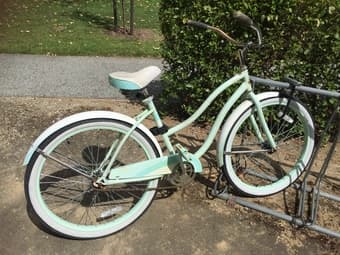 [BIKE] 26" Huffy Cranbrook Women's Cruiser Bike with Ulock for $65 1