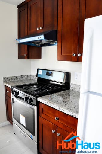 print favorite this post $1100 Well located 4 br house & studio with g 3