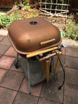 Charcoal BBQ for Sale - $35 2