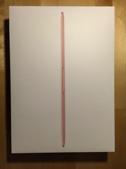 Brand New 2016 Apple Macbook Rose gold 256GB 2