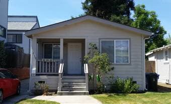 3br 2ba in College Terrace 1