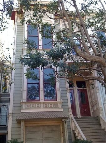 June sublet in beautiful SF apartment 1 block from Alamo Square! 2