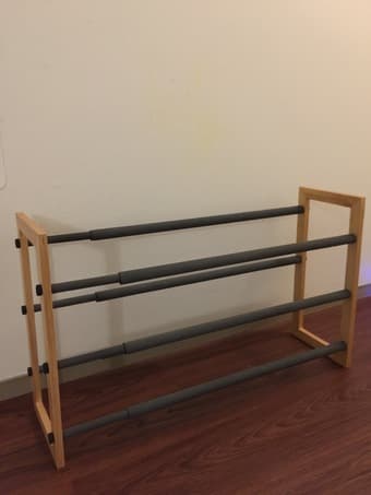 extendable shoe rack ($10) 2