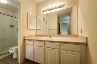 STEAL! 1BR apt across Stanford available over Memorial weekend $100 3