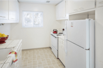 BIG On-campus apartment in Escondido Village available for the summer! 2