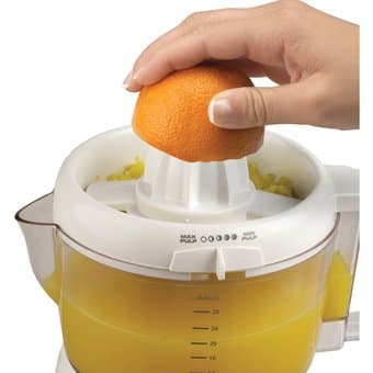 Black&Decker citrus juicer, in white – $8.00 1