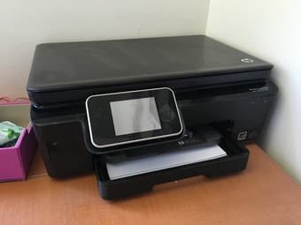 HP Photosmart 6520 Printer, Printer Paper - Good as New 1