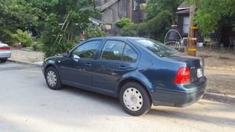 Sell car $3200 for 2002 VW Jetta odometer 140,000 very good condition 1