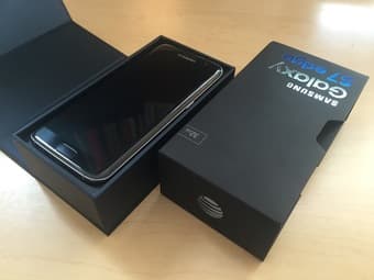 Samsung galaxy S7 edge. 32GB. Black. UNLOCKED 1