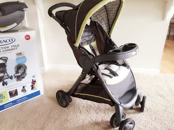 Carseat & Stroller-Graco FastAction Fold Click Connec Travel System 2
