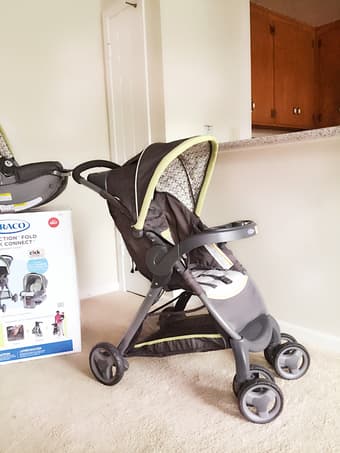 Carseat & Stroller-Graco FastAction Fold Click Connec Travel System 3