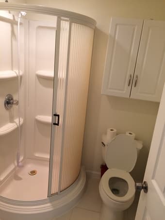 Subletting $1700/month cottage across street from stanford golf course 2