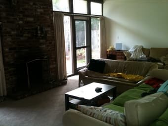 $1265 Master bedroom in light-filled Palo Alto home 2