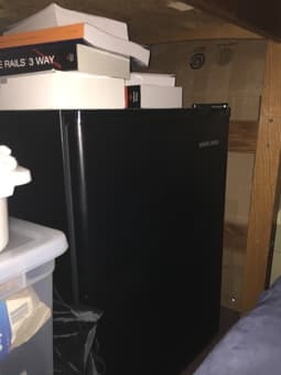 Mini-Fridge (Black & Decker 2.7 cu ft) - $50 1