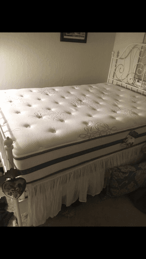 $600 (obo) mattress for a fantastic night's sleep! 2