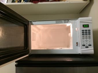 Microwave $20 2