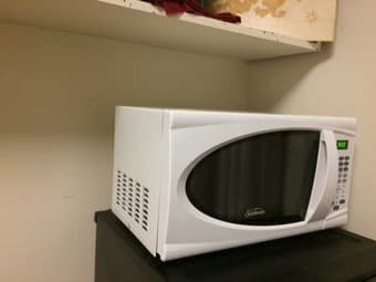 Microwave $20 3