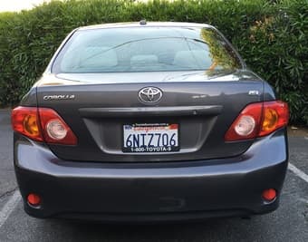 Toyota Corolla LE 2010 for sale, low mileage 3