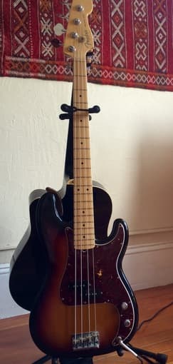 Fender American Standard Precision Bass: $1150 2