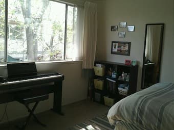 1250$/month, room in a 2BR/1BA apartment, available in July, Palo Alto 2