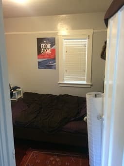 1 bedroom in 2 bedroom house 2