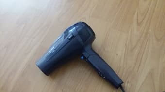 $10 Hair Dryer 1