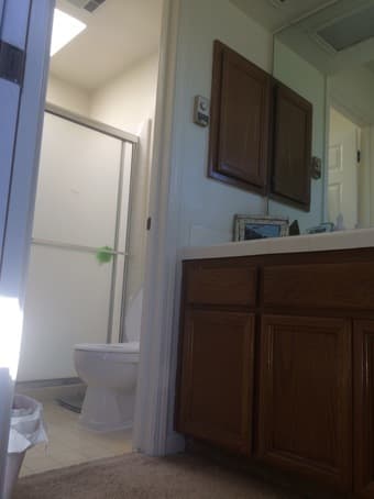 $910 Bright shared master bed/bath close to Stanford (7/1) 2