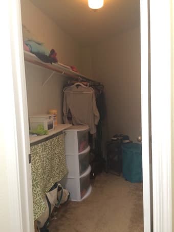 $910 Bright shared master bed/bath close to Stanford (7/1) 3