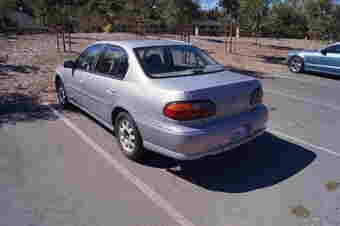 Chevy Malibu 1998 $1300 3