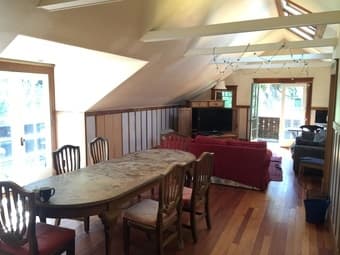 Downtown Palo Alto sublet, 3 blocks from main University Ave: 7/1-9/15 3