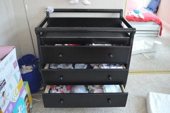 Black 3 drawer changing table - 50$ (redwood city 2