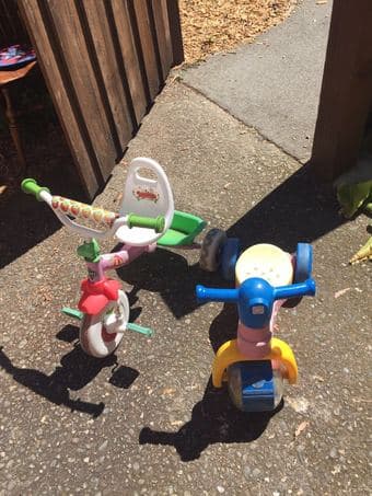 Kids tricycle in good condition 1