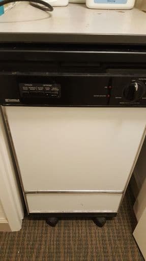 Dishwasher MOVING SALE 1