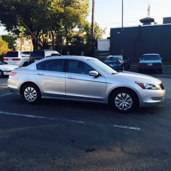2008 Honda Accord LX sedan 4D in good condition, clean title! 1