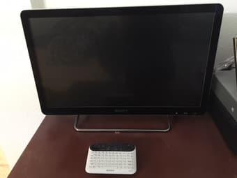 SONY SMART TV  Barely Used $300 2