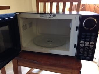 Microwave - $10 2