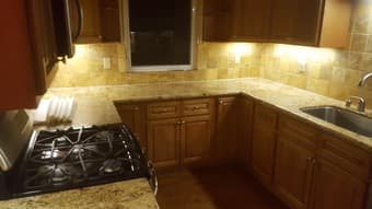 Room next to San Antonio Caltrain stop $1500 1