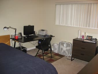 1br/1ba in 2br/2ba in Menlo Park (very close to campus)- $1800/month 1