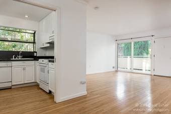 Sublet $1800/room or $3600 2Br/Ba Palo Alto downtown 07/15-08/11 2